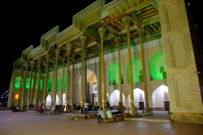 Abendgebet in der Bolohovuz Moschee